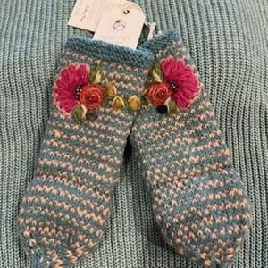 FRENCH KNOT MITTENS MULTI COLOR